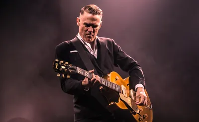 Bryan Adams